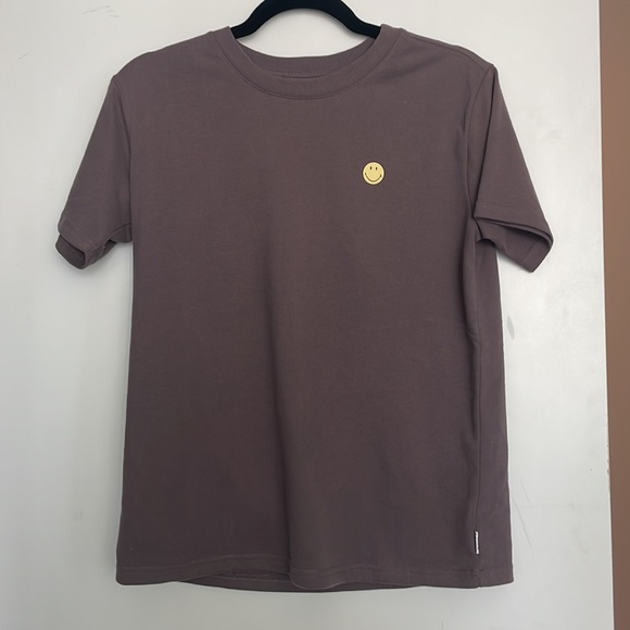 Smiley Tee :) - Picture 2 of 8